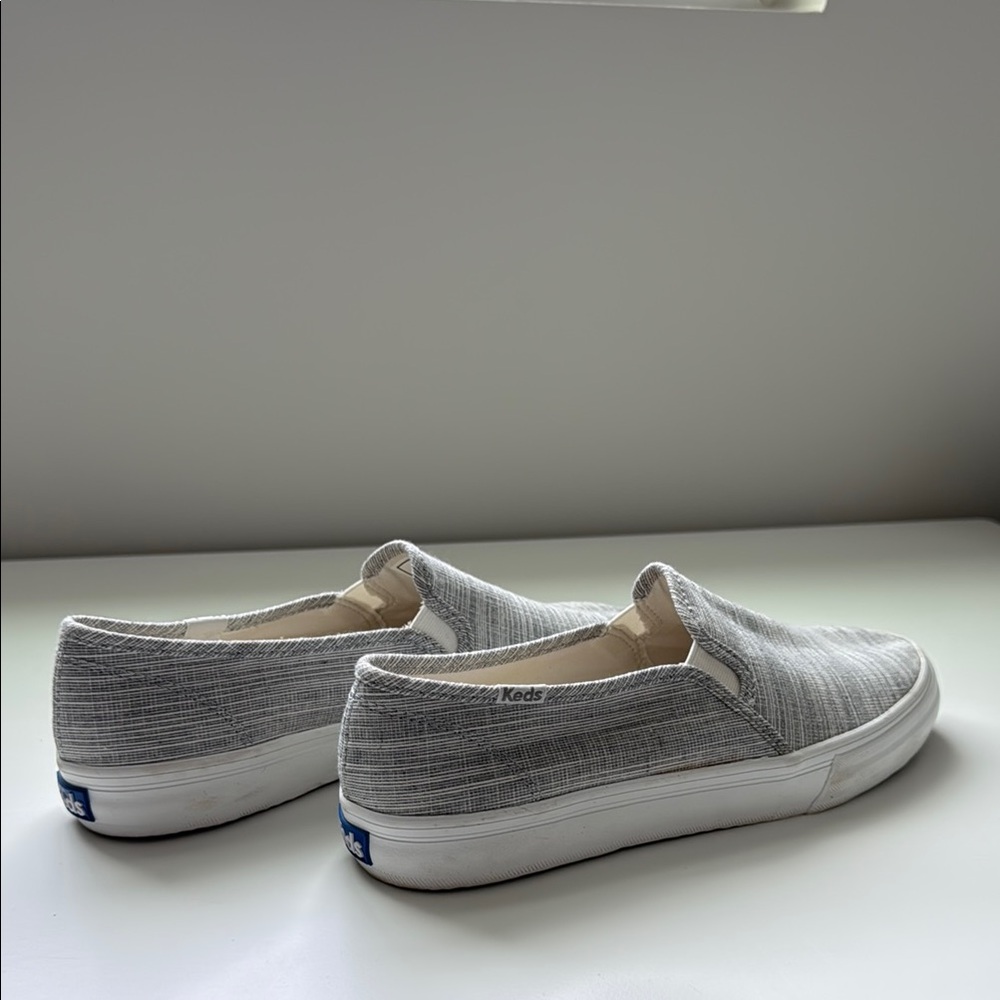 Keds Women’s Gray Slip-On Loafers with Elastic Panels - Size 7.5